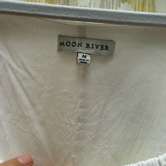 Moon River Ivory Puff Sleeve Dress - Picture 3 of 4